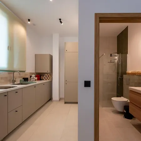 Deluxe 3, With Rooftop Terrace And Breathtaking Views *